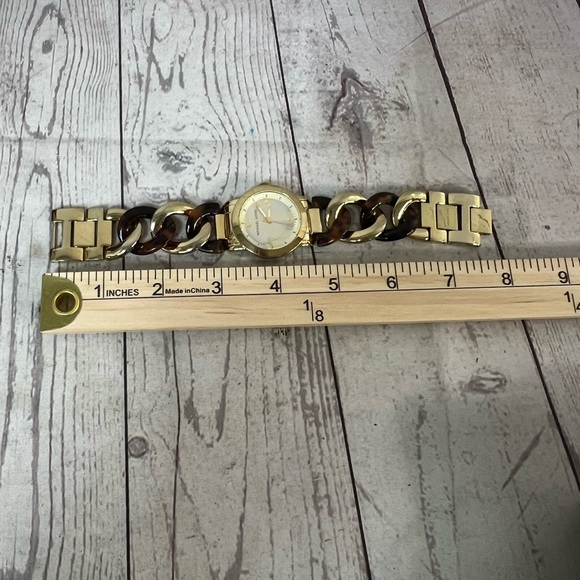 Michael Kors Runway Twist Gold Tone Acrylic Tortoise Chain Watch MK4266 WORKING - Picture 3 of 10
